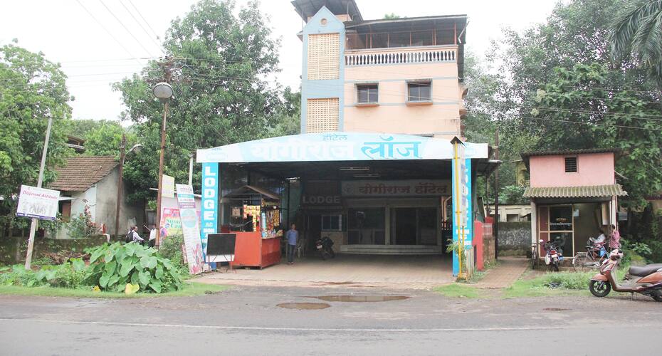 Yogiraj Lodge, Chiplun 1